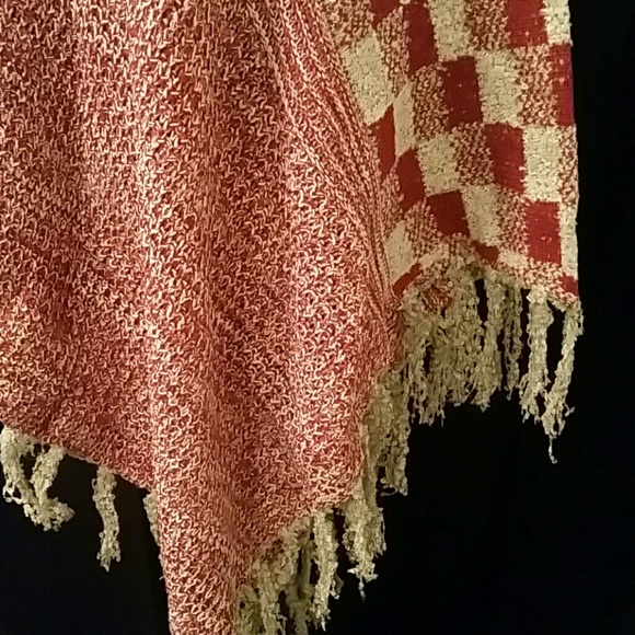 Ladies poncho one-size-fits-all red and Gray - Picture 3 of 4